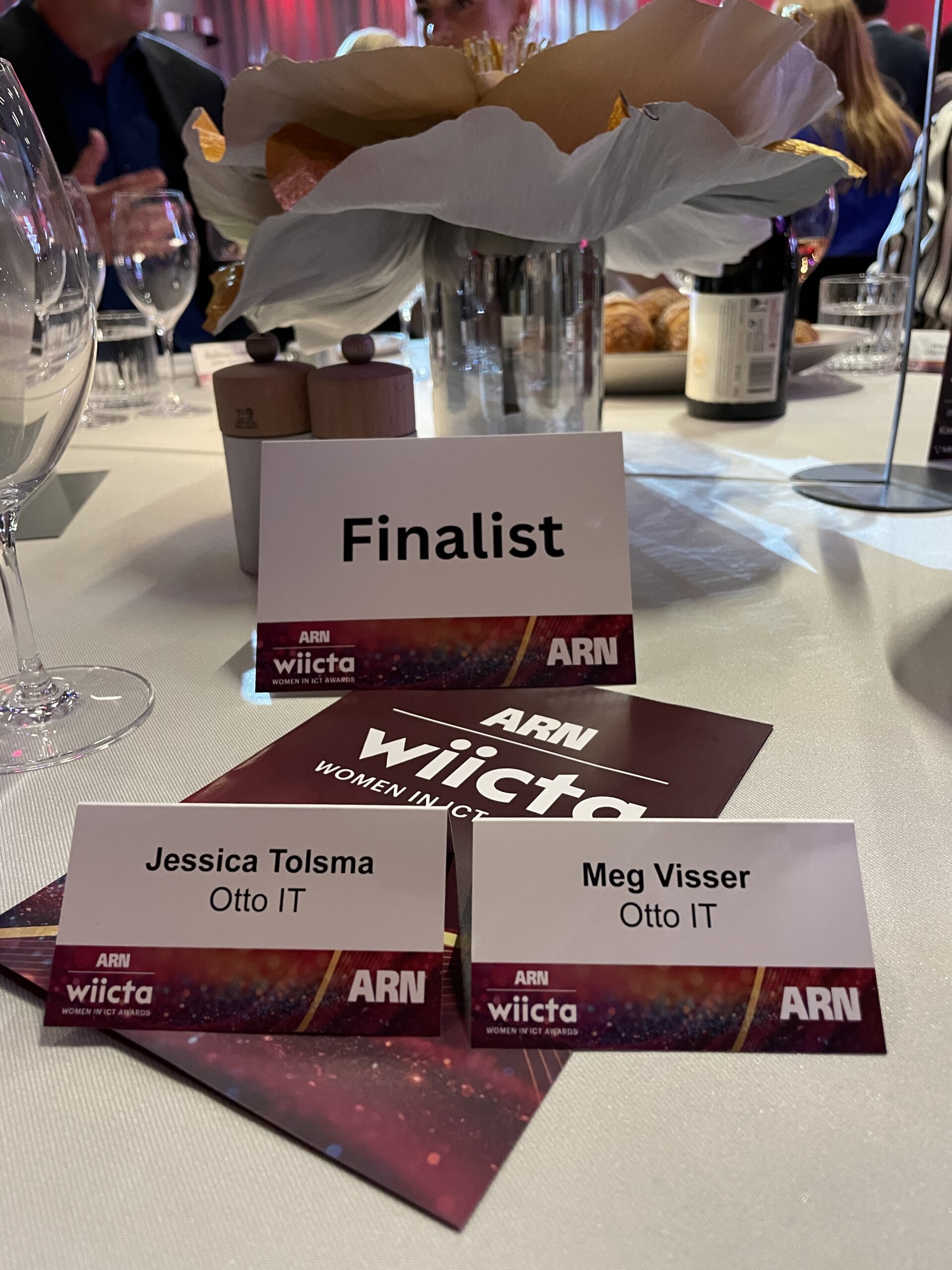 Finalist place cards for Megan Visser and Jessica Tolsma at WIICTA 2026